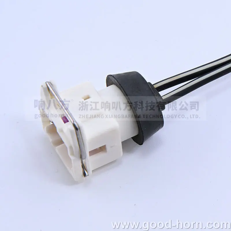 标致雪铁龙母插